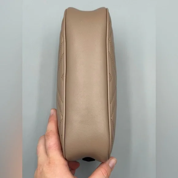 Gucci Small Marmot Camera Crossbody - Picture 4 of 14